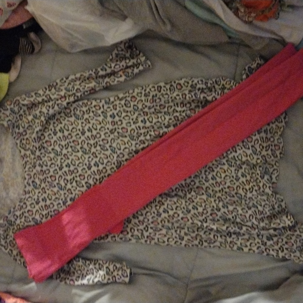 Leopard dress with leggings